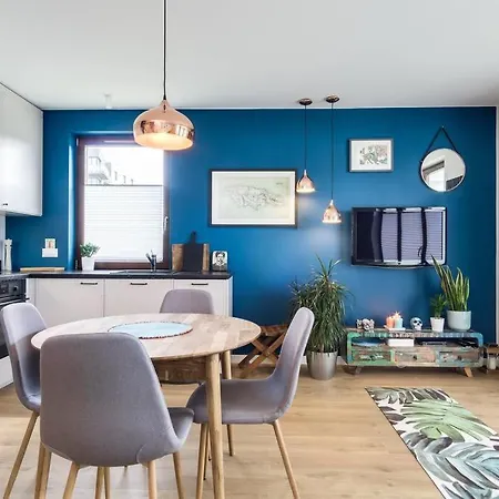 Klimatyczny Apartament Z Ogrodkiem Apartament